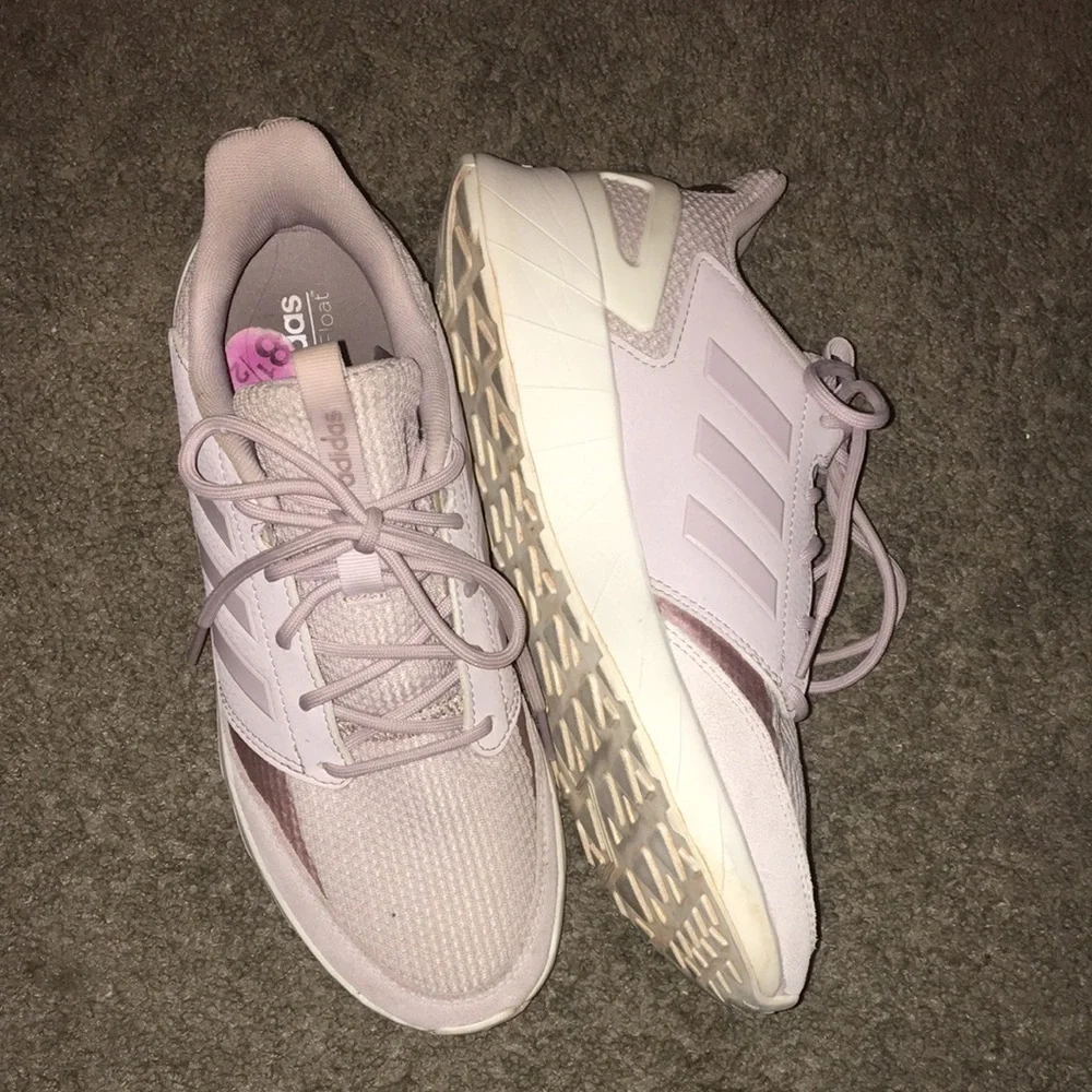 Adidas Women’s Questarstrike X Sneaker Ice Purple Course A PIED F97658